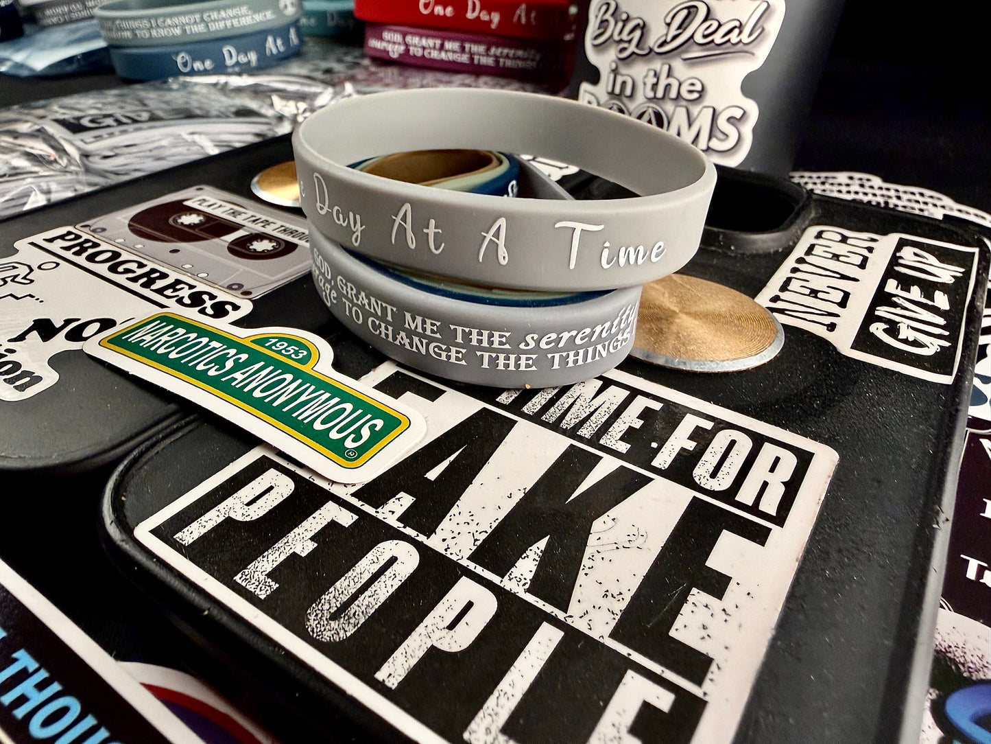 Grayz Life One Day & Serenity Bands🙏🏻👑📘