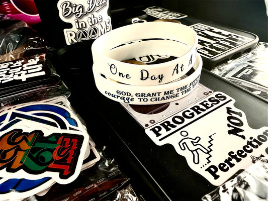 White Out One Day @ & Serenity Band W/Recovery Stickers🙏🏻👑📘