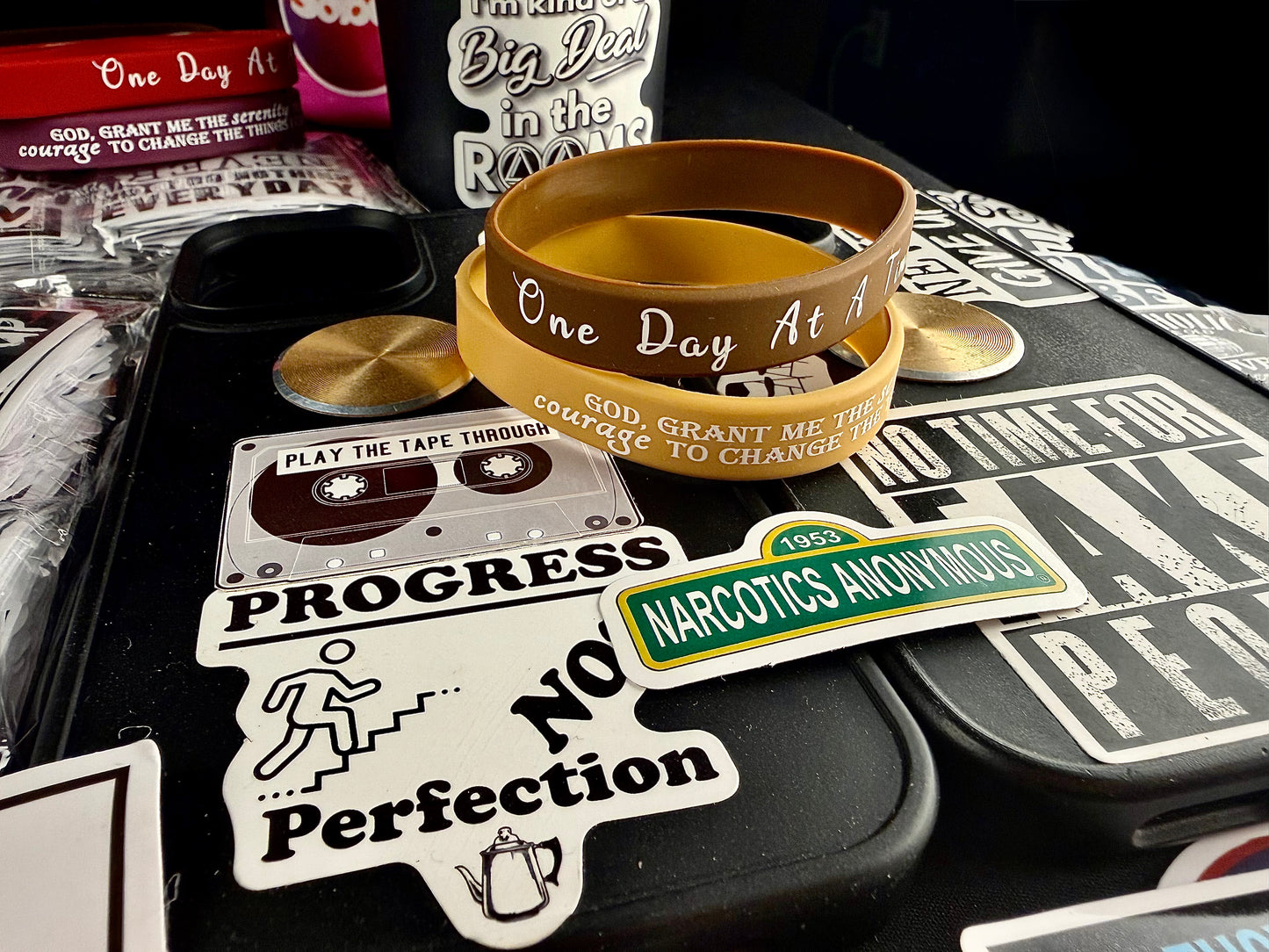 Golden Dayz One Day & Serenity Bands🙏🏻👑📘