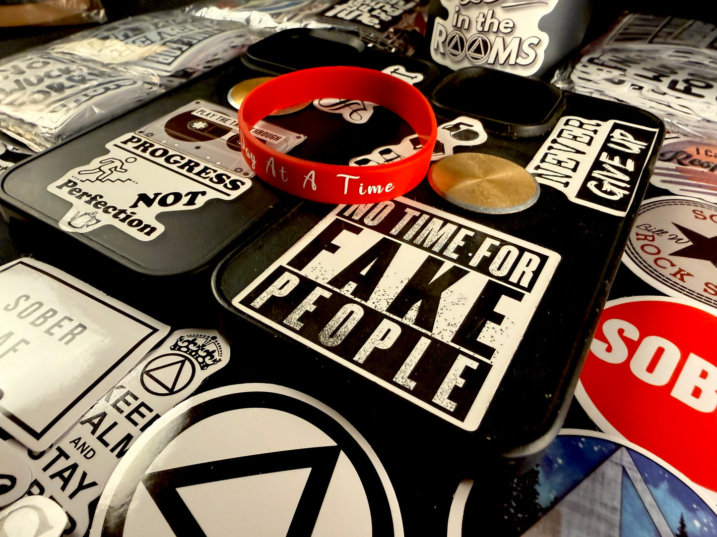 Heart’z Red One Day Band🙏🏻👑📘