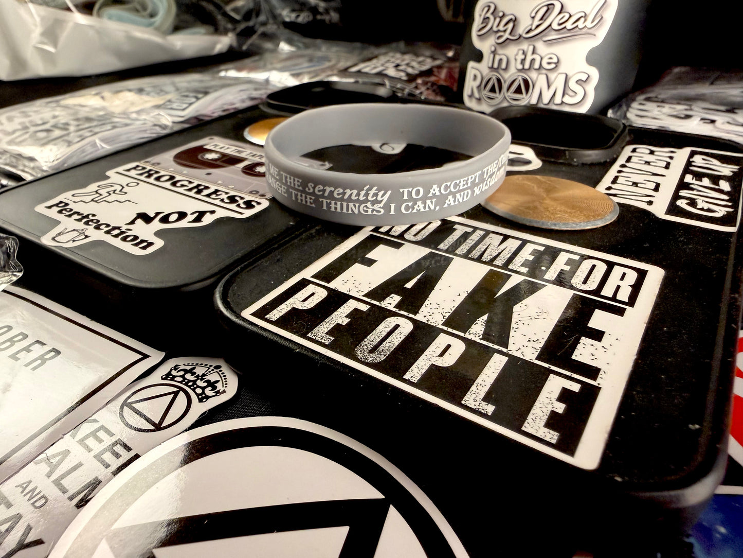 Lighter Grey Thoughts Serenity Band🙏🏻👑📘