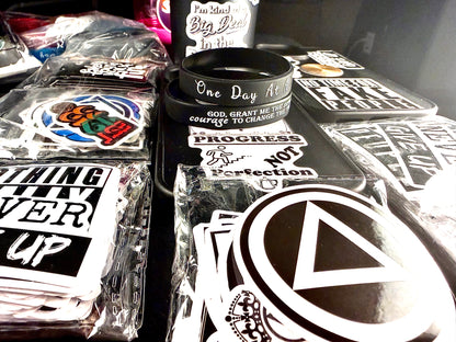 Blacked Out One Day & Serenity Band W/Recovery Stickers🙏🏻👑📘