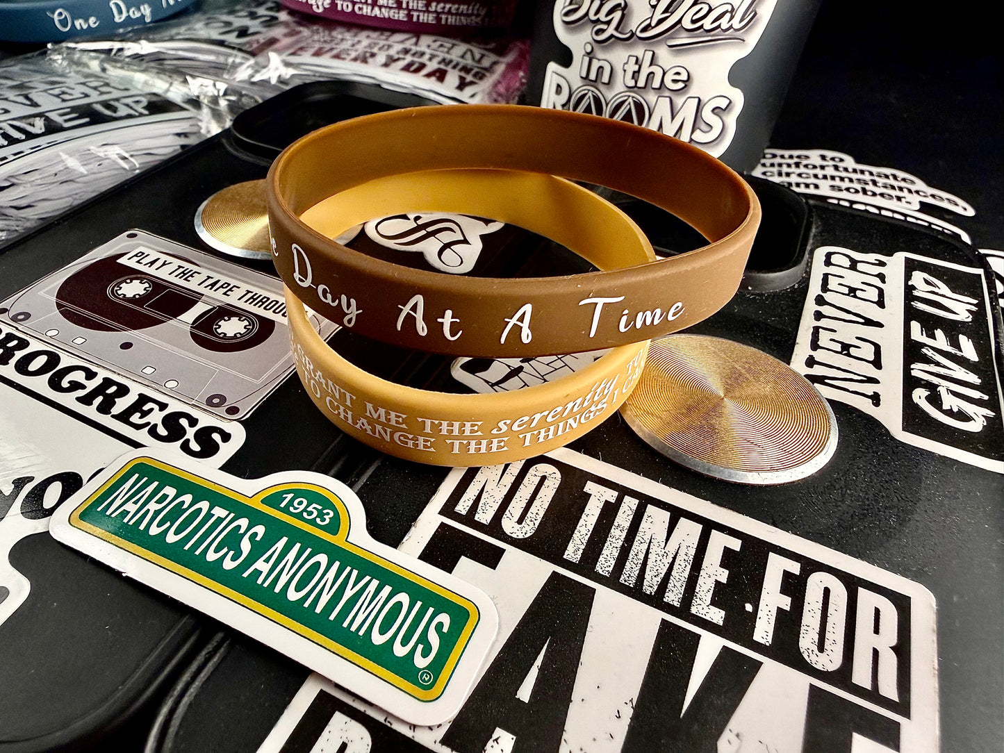 Golden Dayz One Day & Serenity Bands🙏🏻👑📘